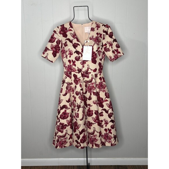 NWT Gal Meets Glam Edith Dress Size 2 Petite Fit and Flair Magenta Maroon V Neck - Picture 1 of 9